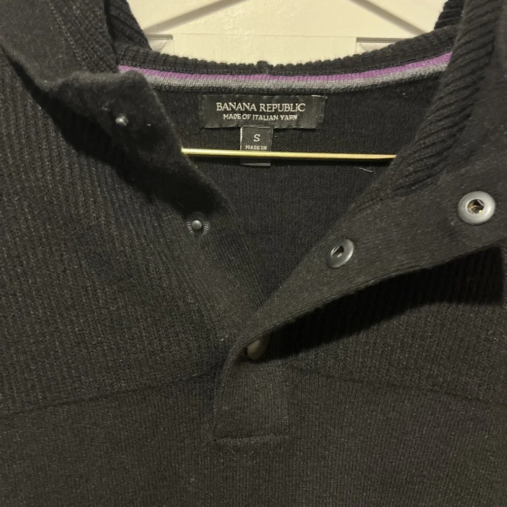 Banana Republic Men's Italian Yarn Wool Blend Black‎ Hooded Sweater Pullover